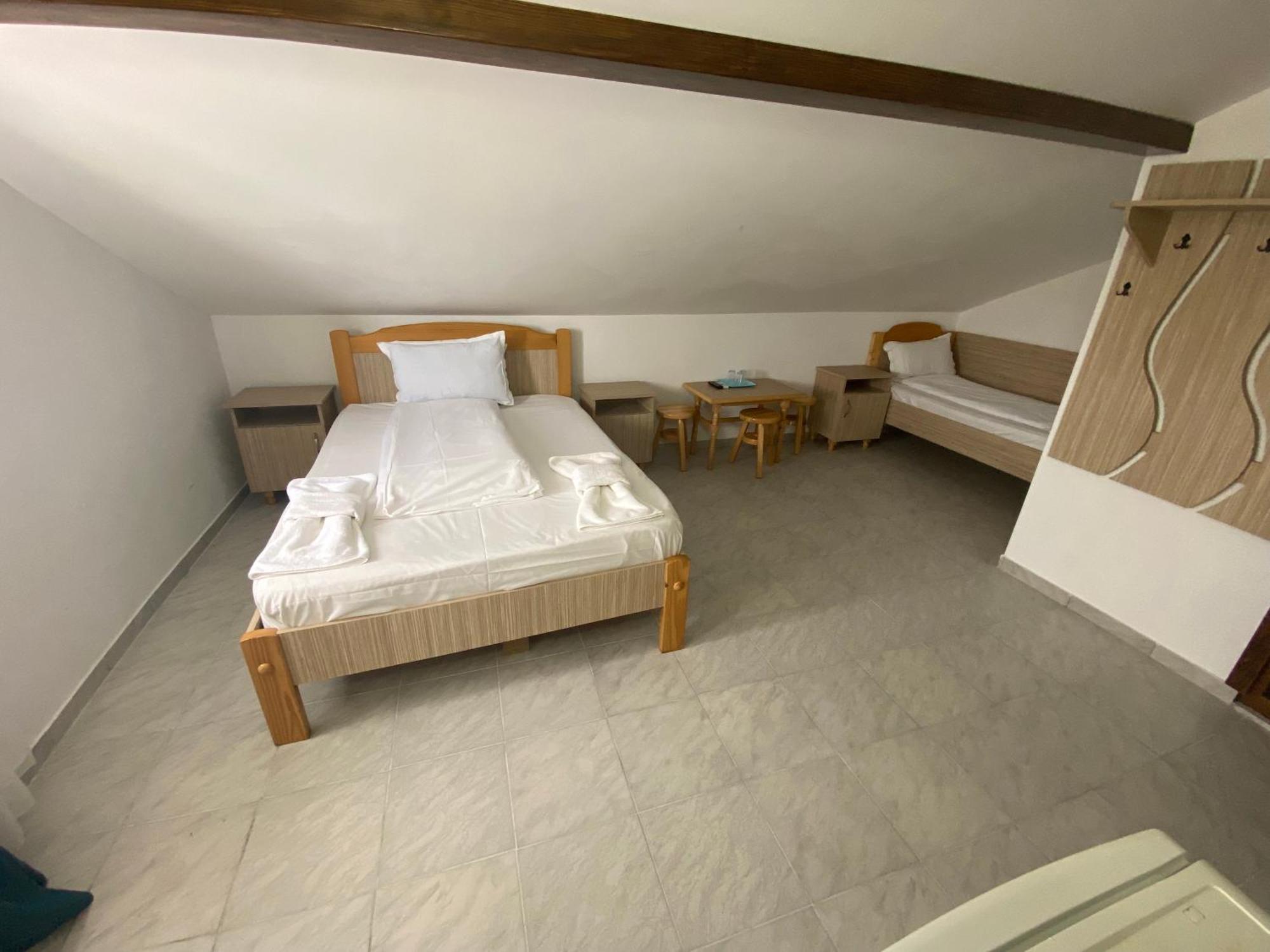 Kherim Vama Veche Extérieur photo