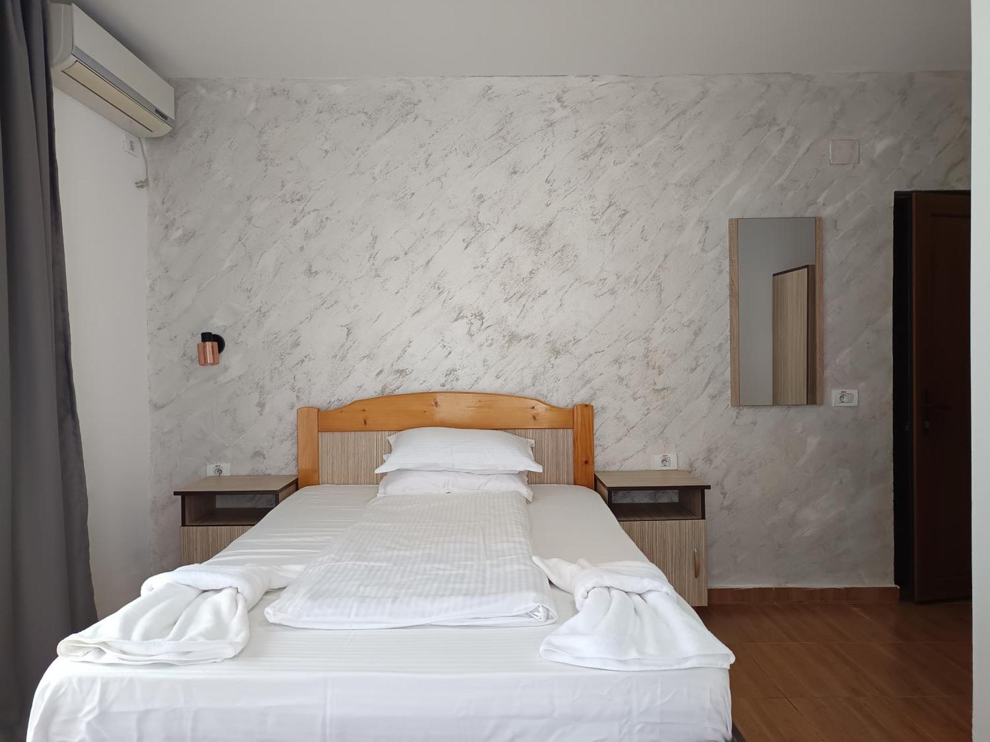 Kherim Vama Veche Extérieur photo